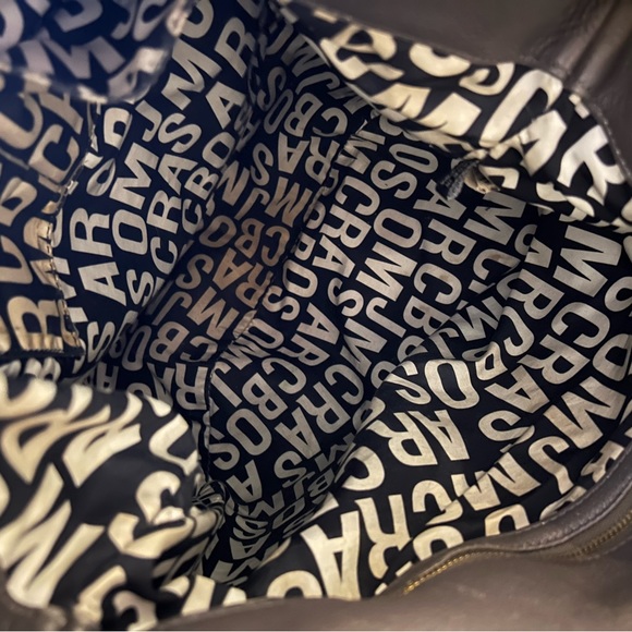 Marc by Marc Jacobs Classic Q Hillier Hobo - Picture 5 of 5